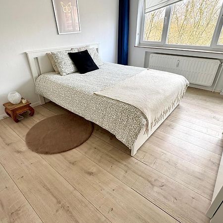 Charming Two Bedroom Flat - Nato - בריסל מראה חיצוני תמונה